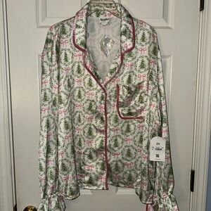 Arula Christmas Pajama Top